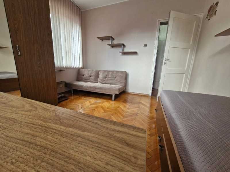 Дава се под наем Тристаен апартамент в София, Лагера - 92 кв.м за 747.66 € - Снимка #1