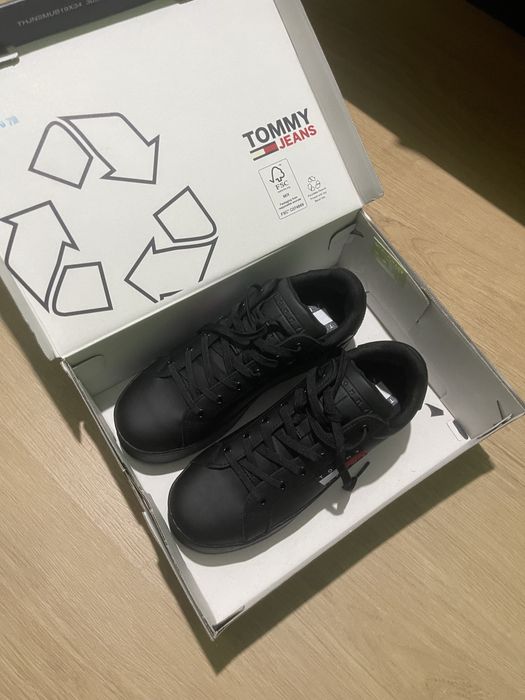 Tommy Hilfiger Flatforms 39