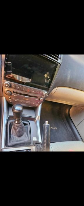 Lexus i 220 отличен