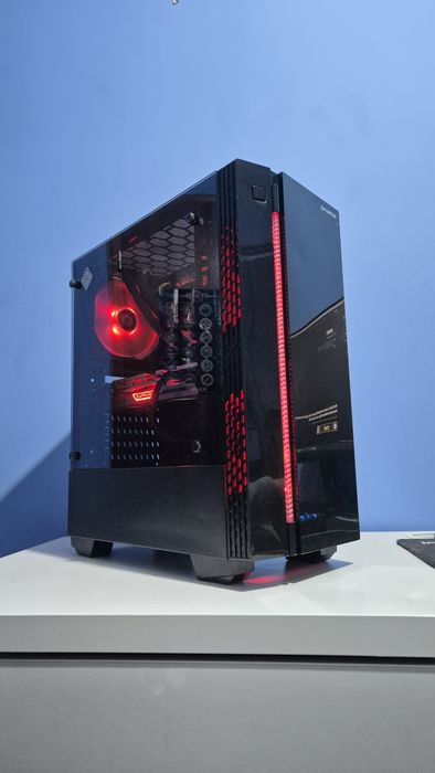 PC Gaming / Ryzen 5 / RX 6600 XT / 1TB