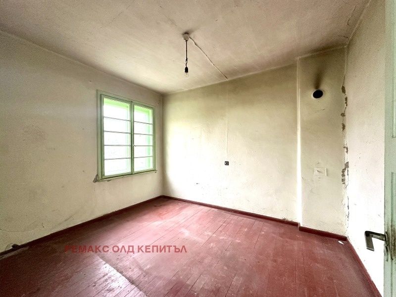 Къща в село Хотница