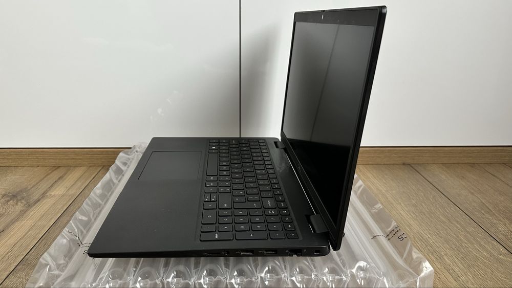 Лаптоп Dell Latitude 3520 FHD 15.6” Intel i5-1135G7 8GB RAM 128GB SSD