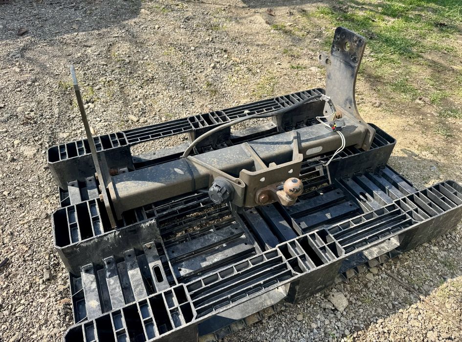 Оригинален теглич Bosal за бус/камион Iveco/Ивеко Daily