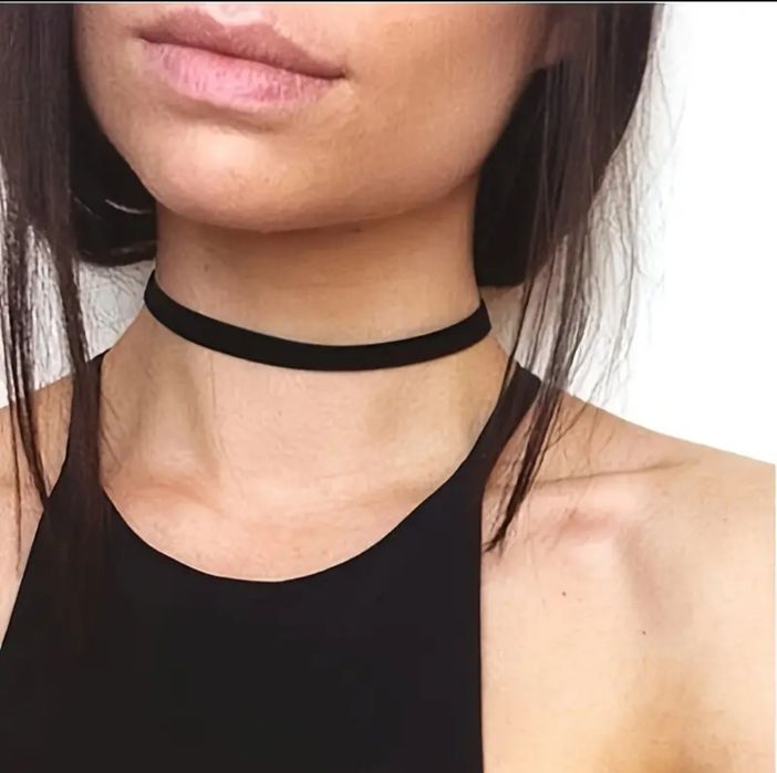 Стилен комплект черни дантелени колиета – 6 бр./комплект