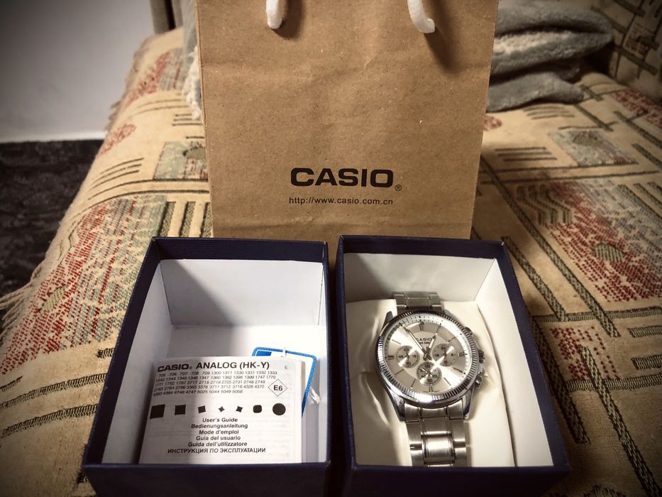 Продам Часы CASIO