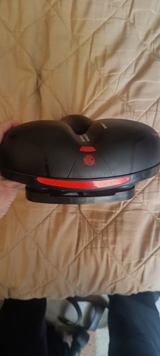 Седалки 2 броя ..