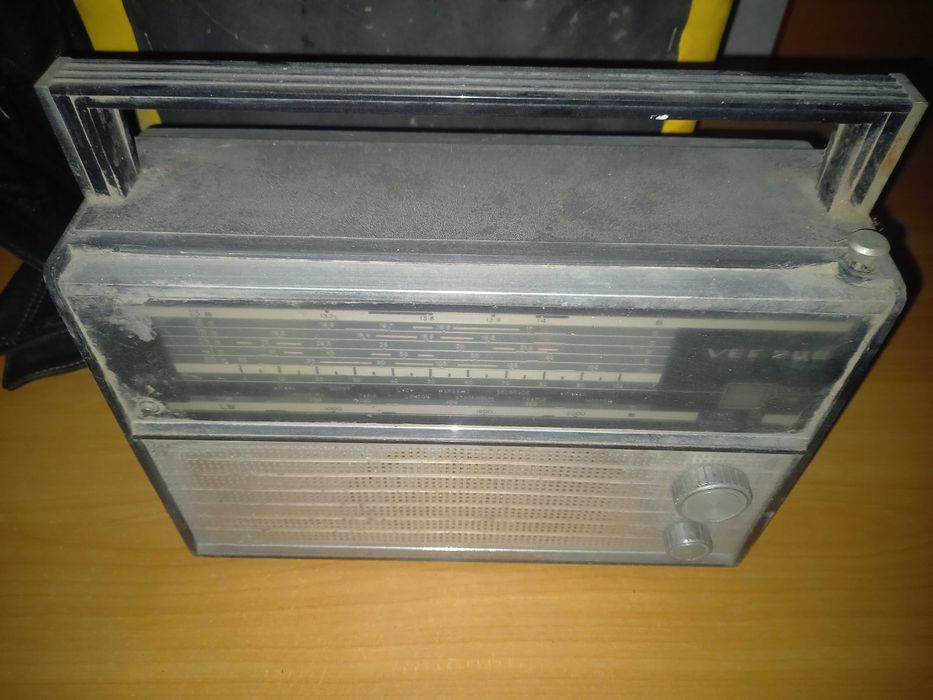 Радио VEF 206 моделче от по стари години