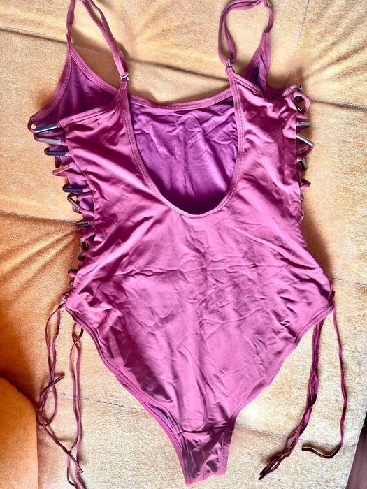 Нов бански цял Н&М/ размер 40