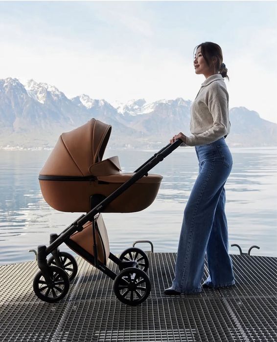 Продам коляску 2 в 1 б/у ANEX e-type в идеальном состоянии