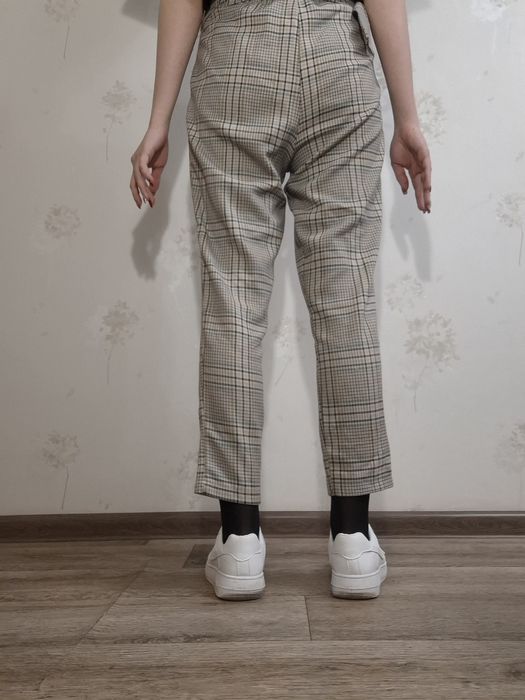 Клетчатые бежевые штаны, б/у