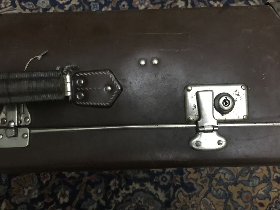 Чемодан антикварный ретро винтаж