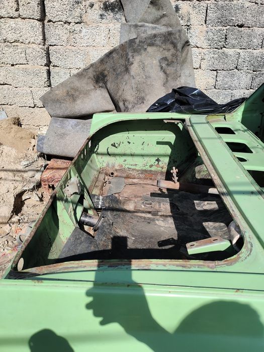 Maskvich 412--- KUZOF ---4 ta balonda turibdi