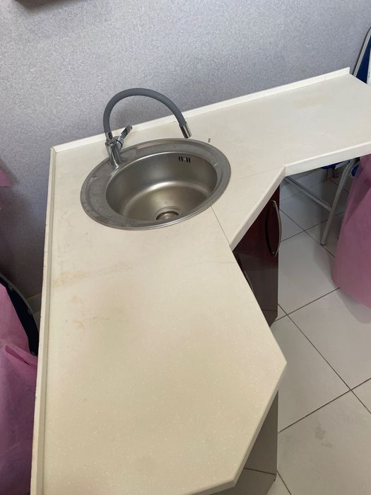 Угловой раковина сотилади!