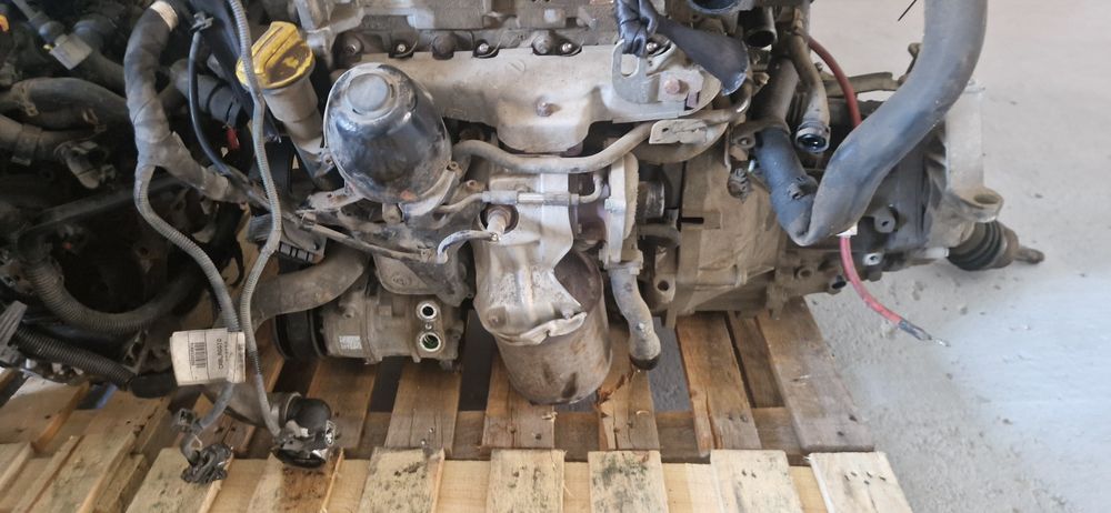 Vând compresor clima fiat Punto 1.3