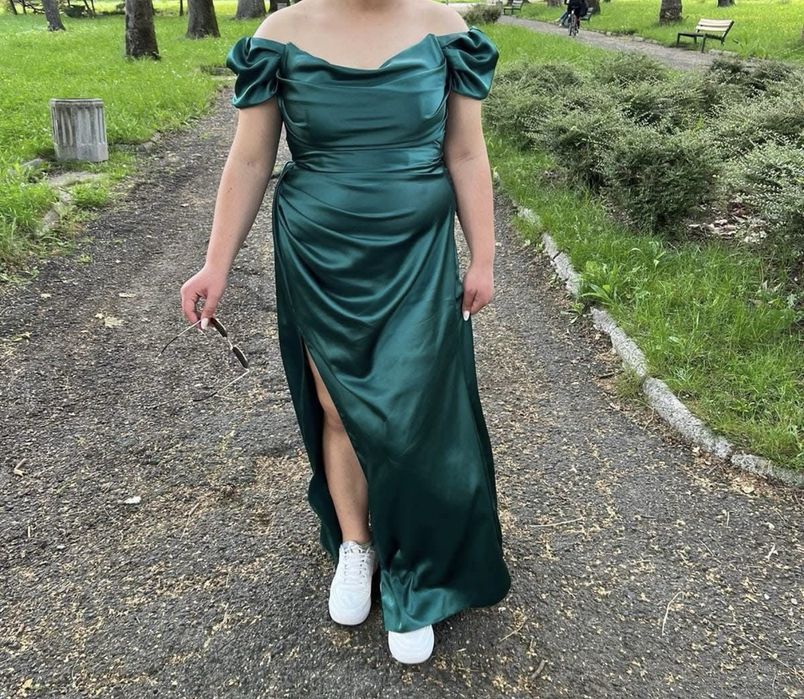 Елегантна дълга рокля