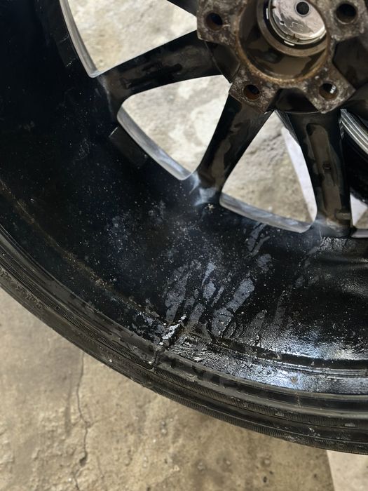 Прдам диски 245/40R20