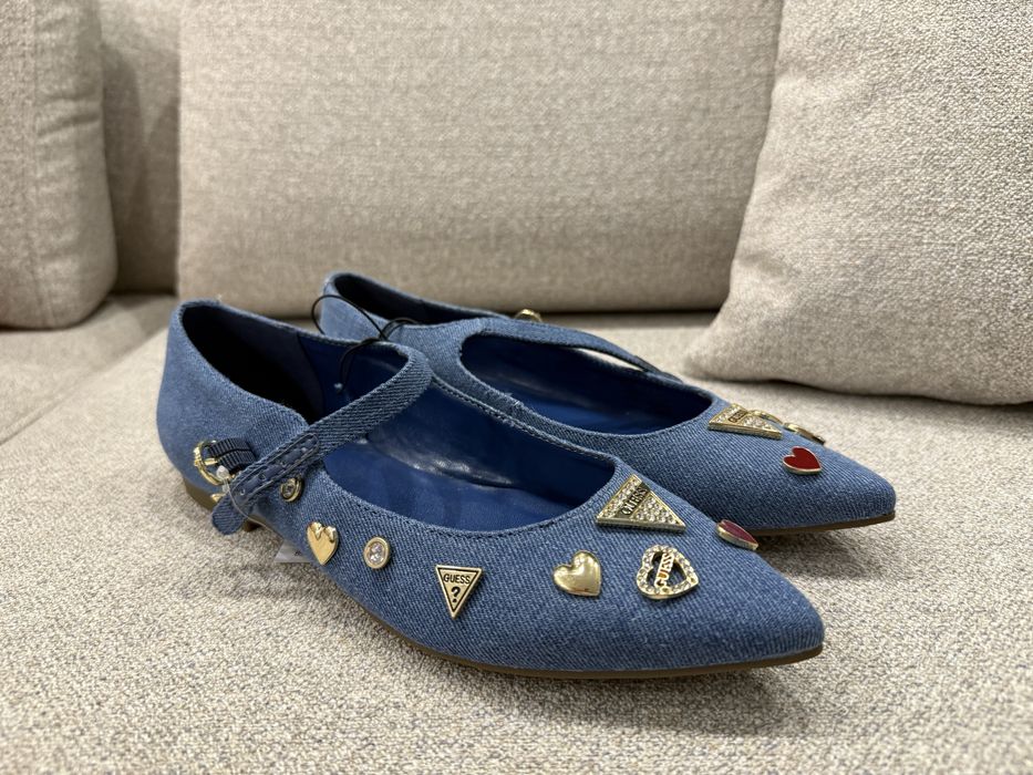 НОВИ обувки GUESS UK5-  37 номер