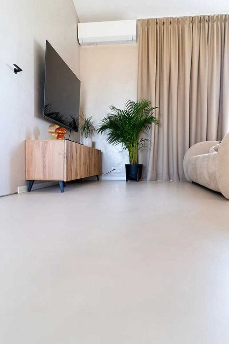 Микроцемент CREATIVE, усиленный для пола. Италия