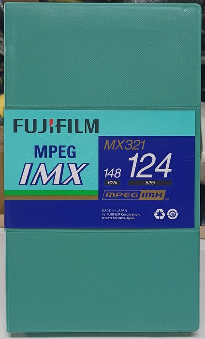 Видеокассеты для видеомагнитофона и видеокамер