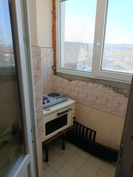 Продава се Тристаен апартамент в Дупница - 85 кв.м за 558 €/кв.м - Снимка #2