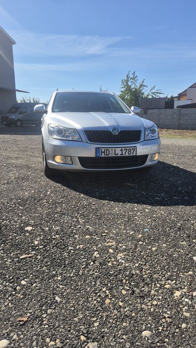 SKODA Octavia 2013 — imagine 1