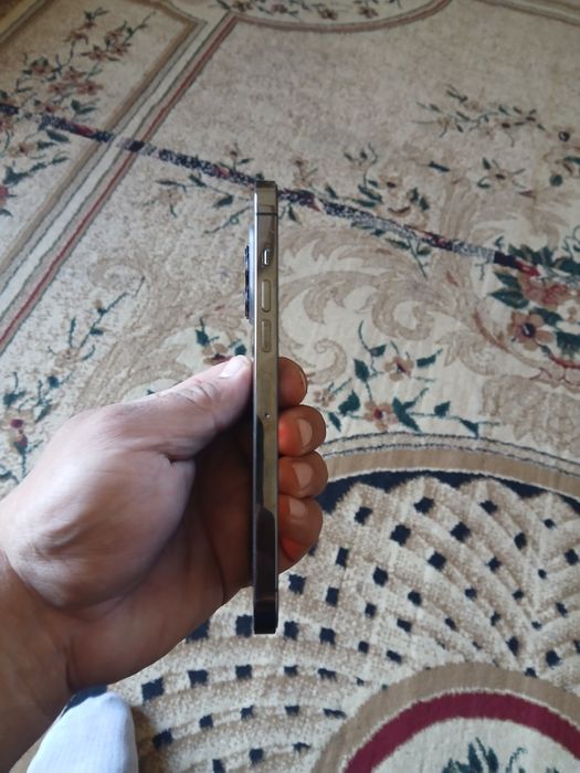 Iphone 13 pro max. Ideal xolatda