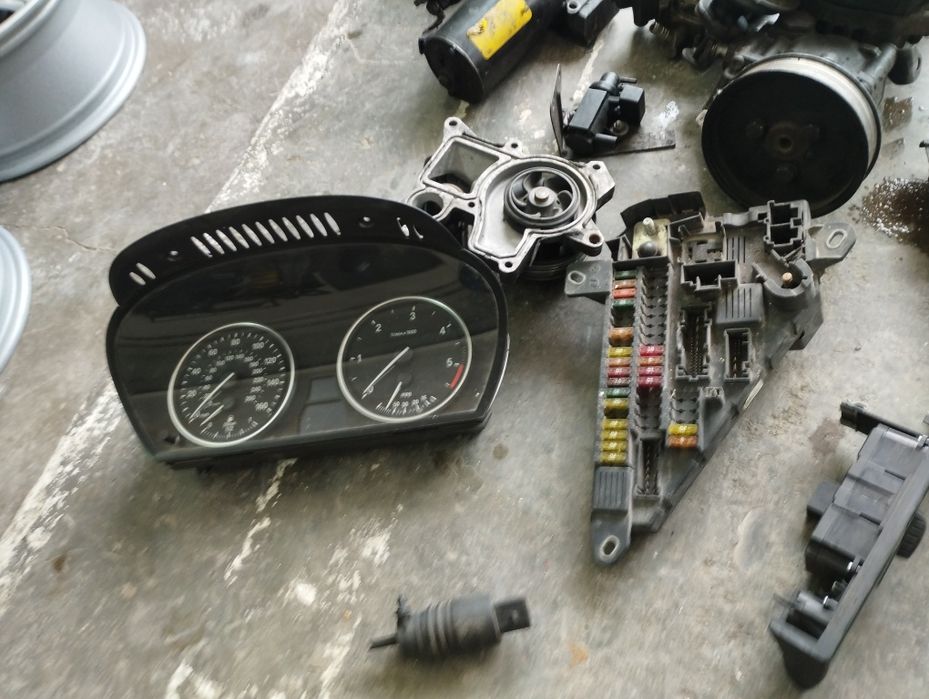 Части за BMW E60  2.0 дизел,177 коня. Мотор Н47