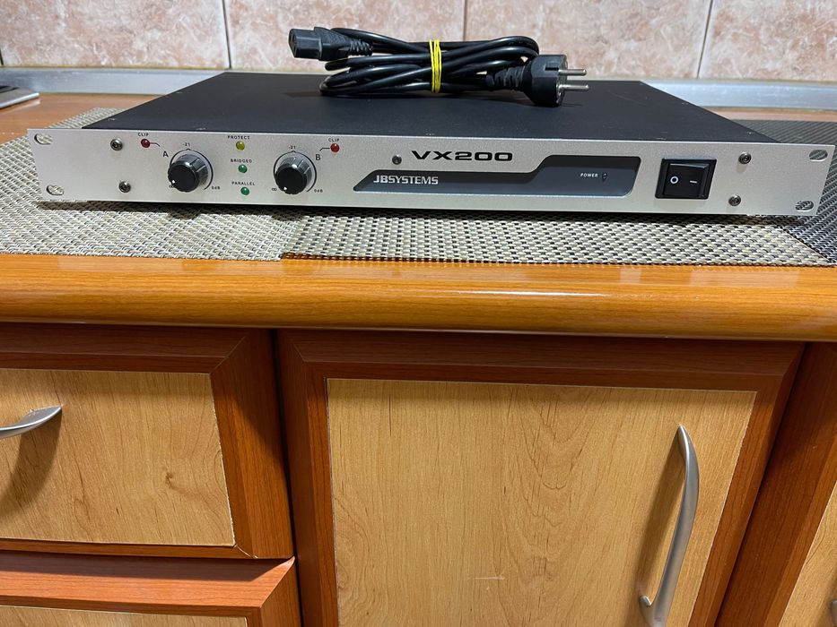 PUTERE/Statie /amplificator audiofrecvență de 2X110W RMS