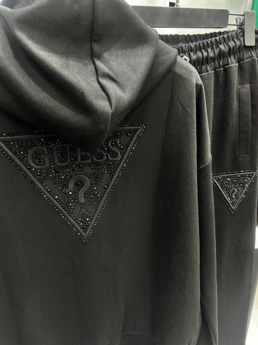 Trening Guess superb S