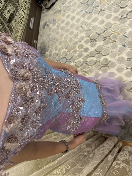 Платье вечернее ,нарядное