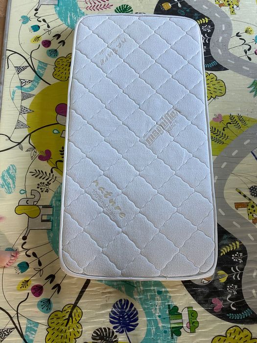 матрак Magniflex 120 x 60 / Бебешка дървена кошара на Arbor