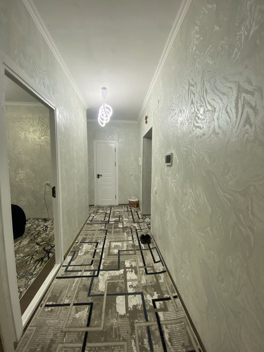 Sergeli 5a 2 xona 4 etaj 45 kvadrat metro Sergeli oldida