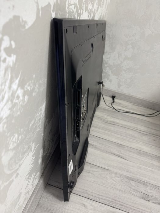 Телевизор SAMSUNG не смарт!