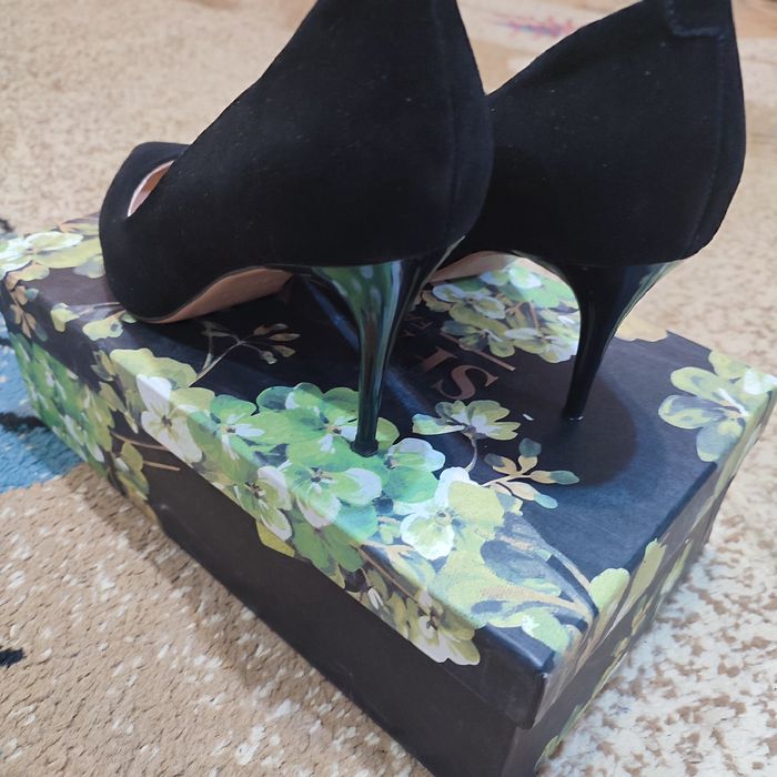 Туфли замшевые и матовые