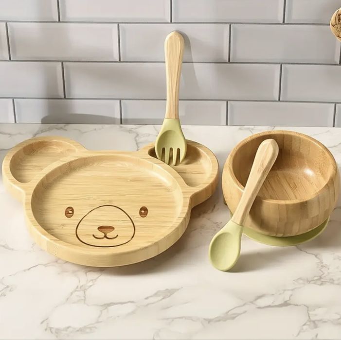 Детски бамбуков комплект за хранене с вакуумно дъно 4 части