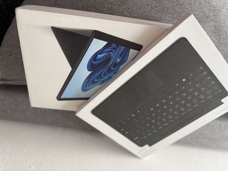 Microsoft surface pro 8 -I7- tastatura bonus(defecta )+pen