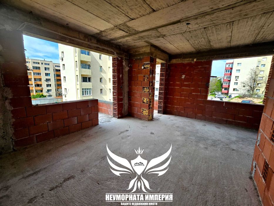 Продава се Тристаен апартамент в Асеновград - 93 кв.м за 664 €/кв.м - Снимка #2