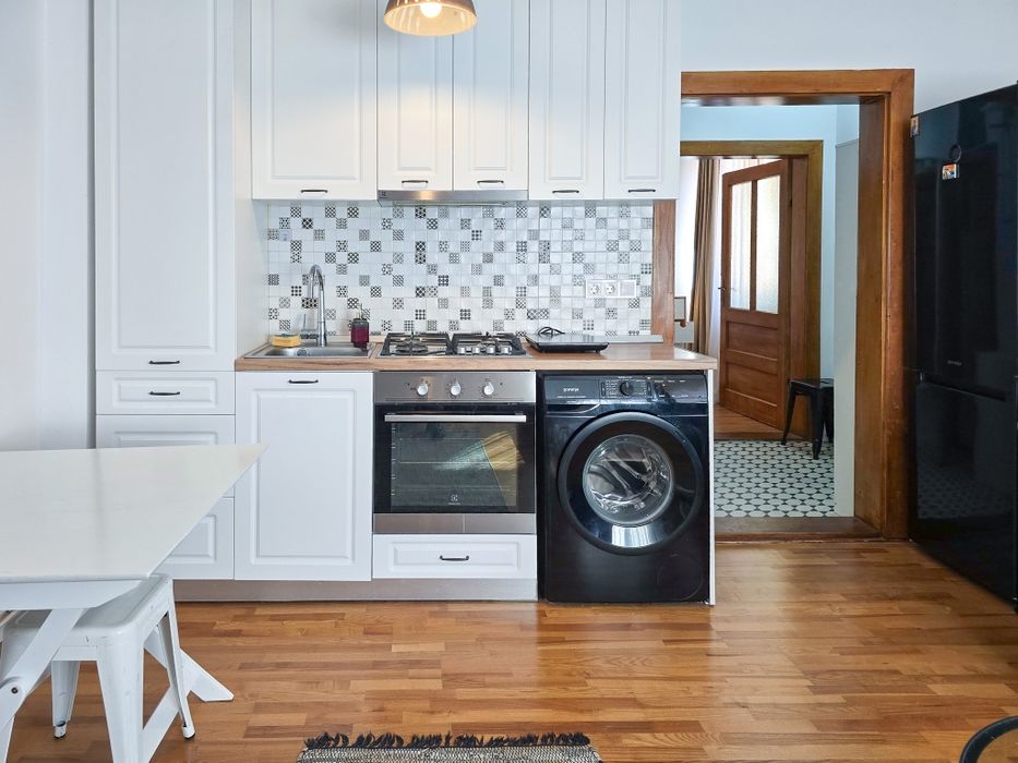 Apartament la casă/ de închiriat – 42 MP | ZONA COLINA, UNIVERSITATEA TRANSILVANIA