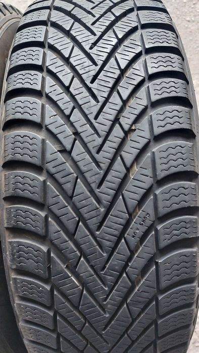 Зимни гуми 185/65/15 Pirelli Winter Cinturato 2 броя