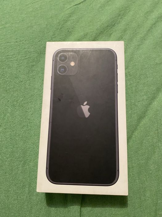 Продам iPhone 11