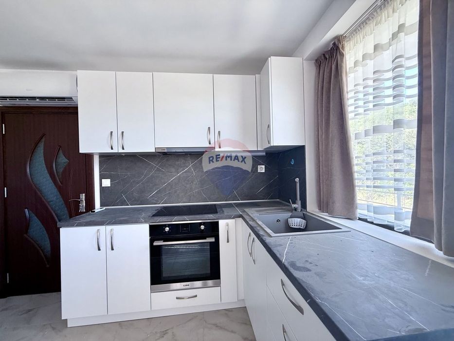 Продава се Тристаен апартамент в Варна, Виница - 99 кв.м за 1576 €/кв.м - Снимка #6