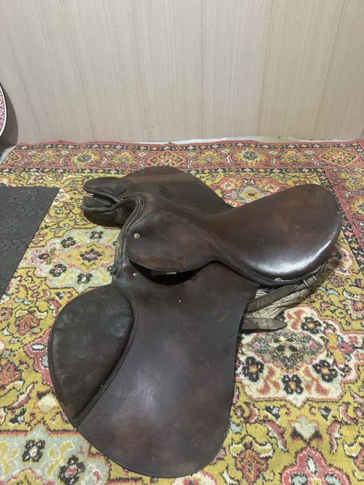 Спорнивный седло