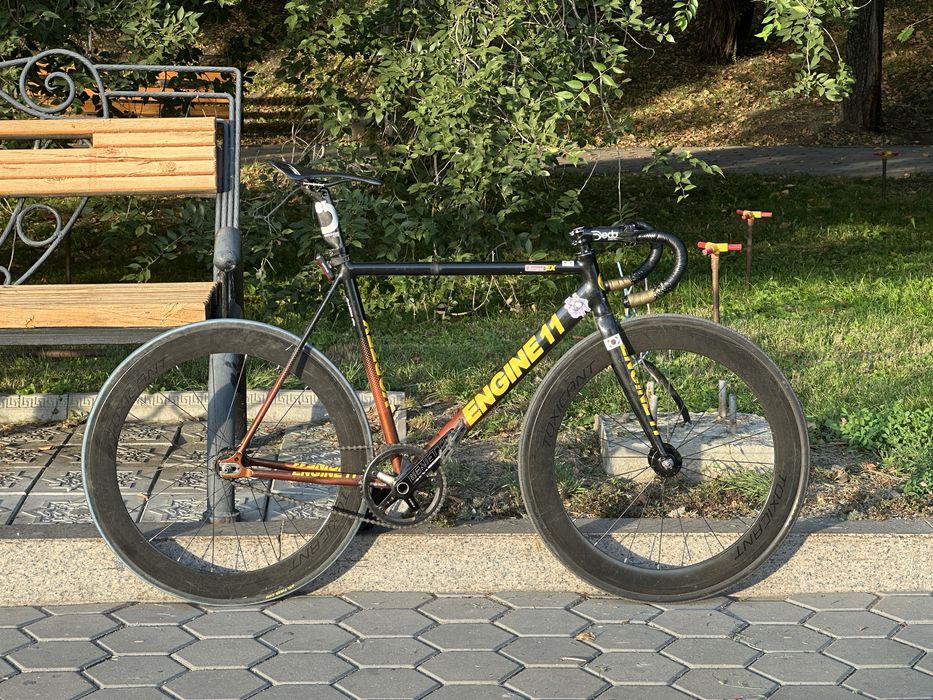 Engine 11 fixed gear