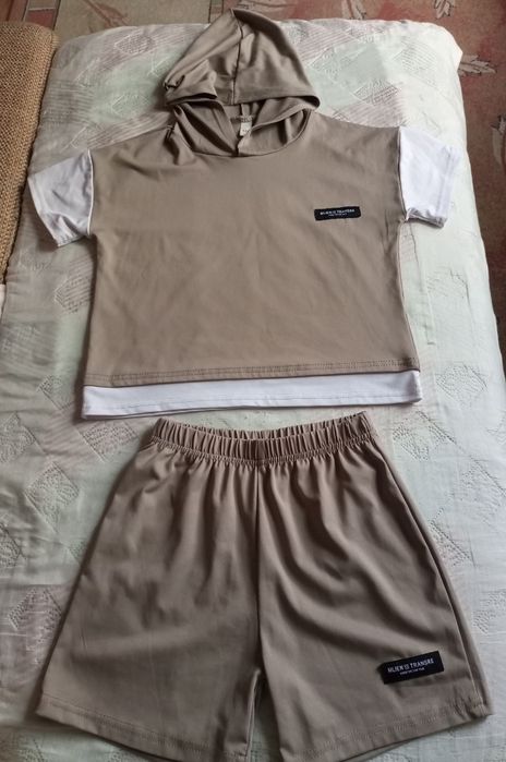 Костюм летний на мальчика 120см