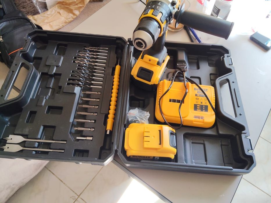 Autoritatea Dewalt pe acumulator