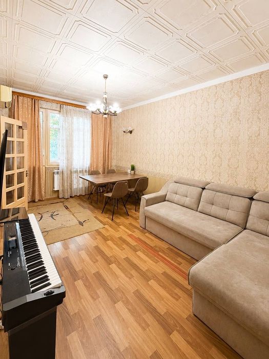 Продается 4 комнатная квартира ремонт Художников, Мирзо Улугбек