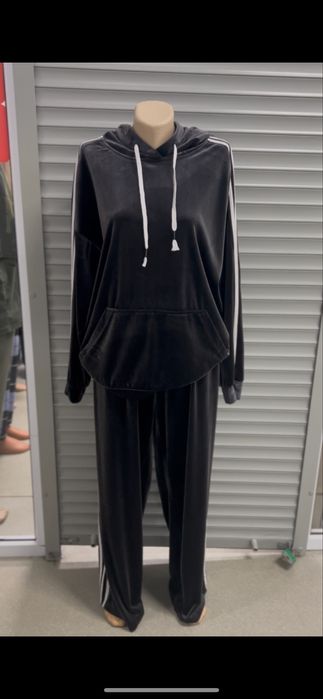 Продам два манекена