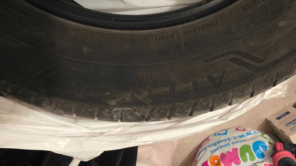 Bridgestone 225 65 17 летни
