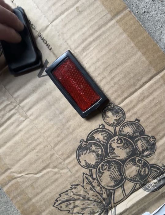 Задние стопы HELLA BLACK на BMW E34 БМВ Е34