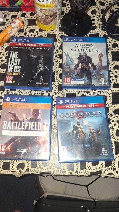 PlayStation 4 pro cu jocuri incluse